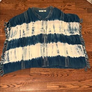 Sante blue and white poncho
